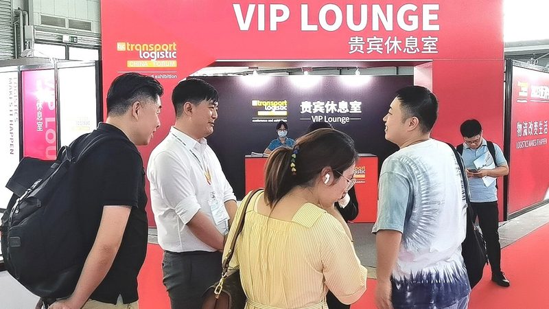 化妆品包装设计：如何挑选合适的厂家**